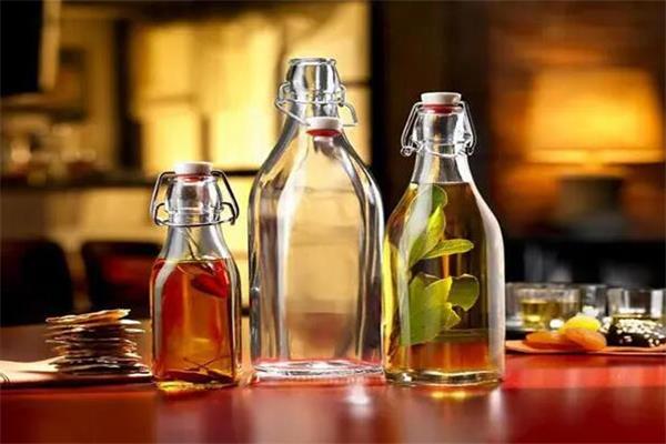 玻璃瓶廠家詳解玻璃瓶的常見用途（tú）